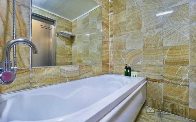 Tourist Hotel June