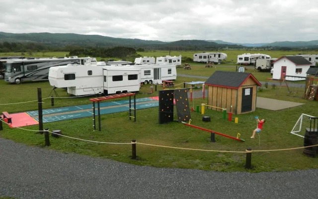 Le Pirate Motel & Camping