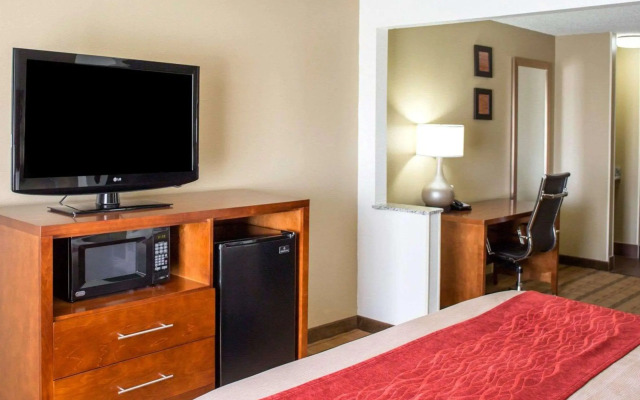 Comfort Inn & Suites Coralville - Iowa City near Iowa River Landing