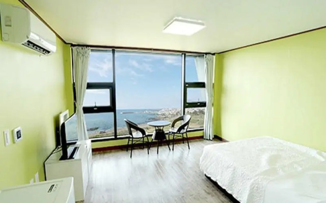 For Ahn Jeju Pension