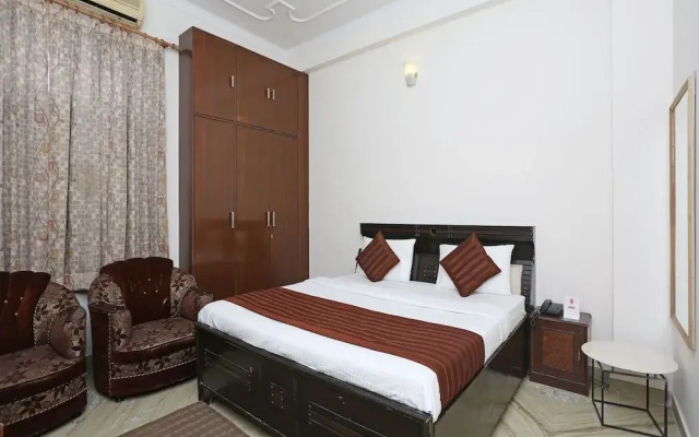 Oyo 556 The Ravee Inn