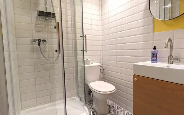 mg4 Apartments