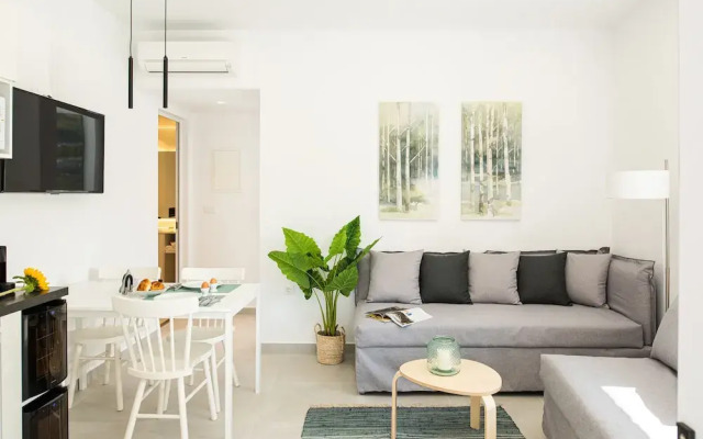 Cozy Corner Luxury Apartments