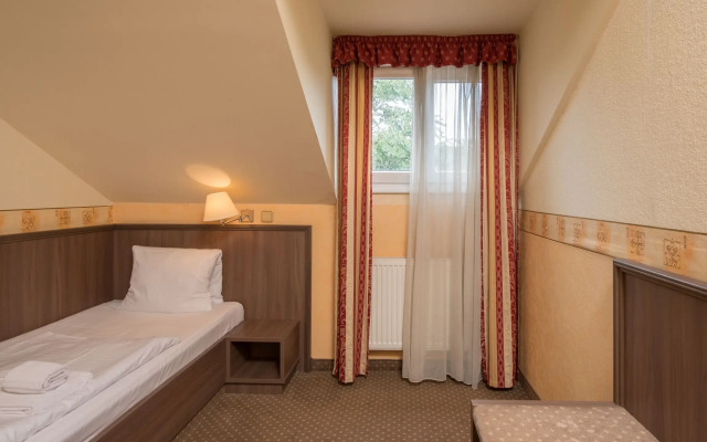 Hotel Ostruvek