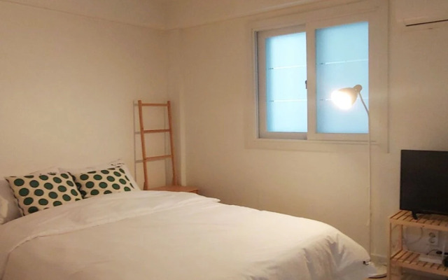 Ulsan Dalbit Eunhasu Guest House
