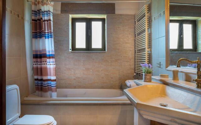 Athina Traditional Villa | Stalos