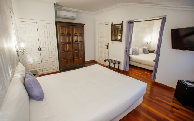 Hotel Conde Rodrigo II by eme hoteles