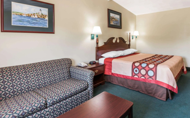 Super 8 by Wyndham West Greenwich/Providence