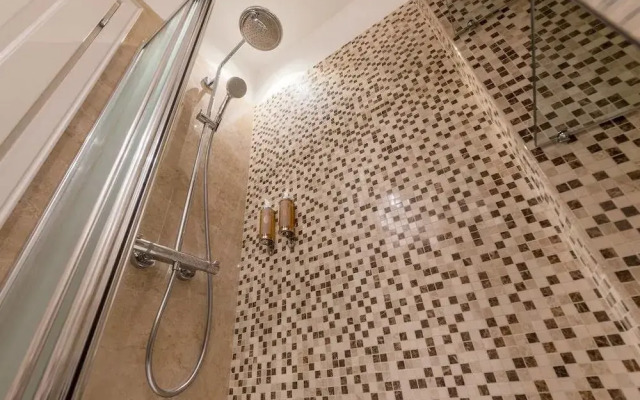 Altarocca Embassy Rome