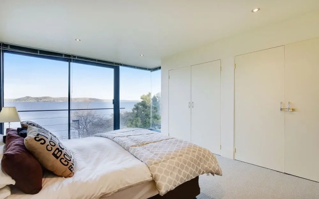 Kylakin on the Derwent River - Rejuvenate Stays