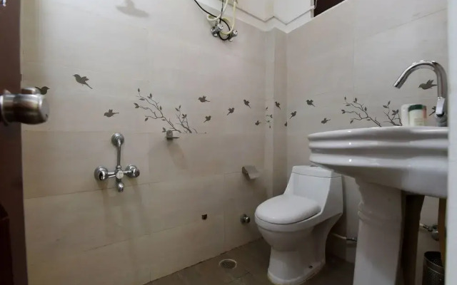 OYO 12818 Dev Villa