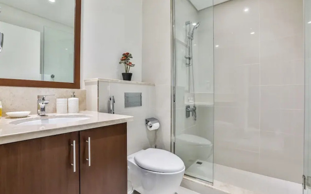 Driven Holiday Homes- Crescent Boulevard