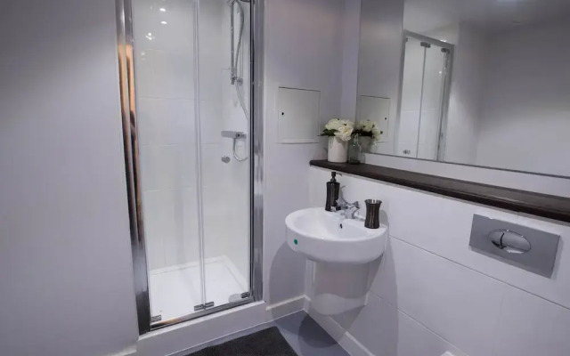 Alluring 1-Bedroom Apartment For Couples In Liverpool
