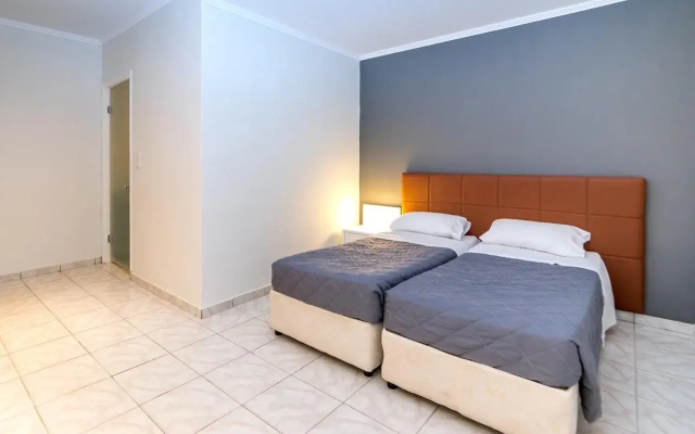 Cameo Beach Resort