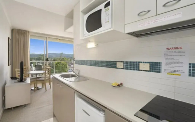 Hinterland Luxury - 1 Bedroom Hinterland View Apt