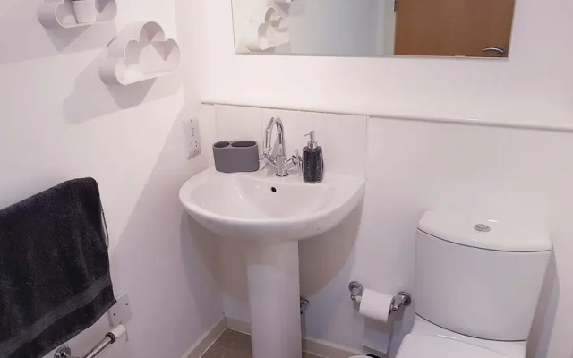 Marco Island - 2 bedroom Spacious City Centre Apartment