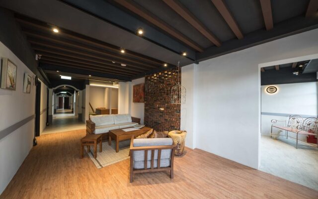 Phoenix Hostel