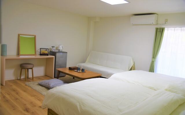 U-Shuku Fushimi Inari