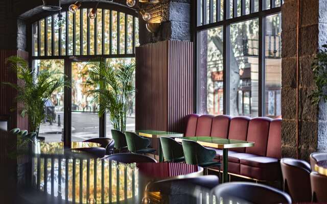 Radisson Red Tbilisi