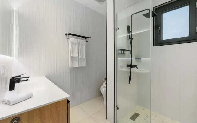 NEW One Bedroom Condo Wariruri w Privatebalcony