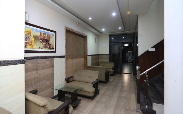 OYO 12027 Hotel Amara