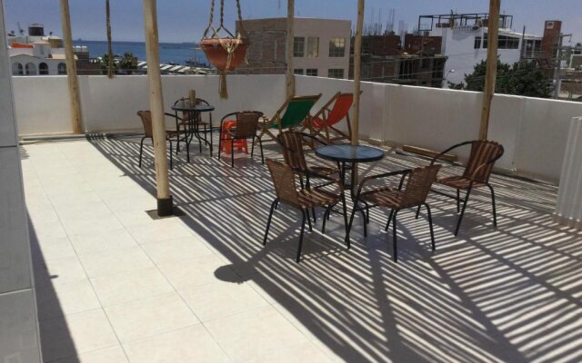 Paracas Backpackers House