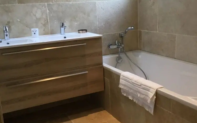 Villa Bouvino LS1-302