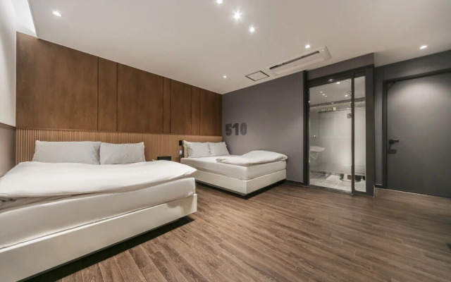 Daegu Dongcheon-dong Dot B