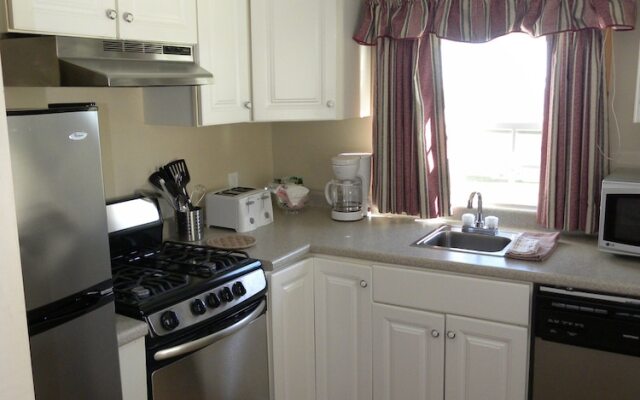 Colonial Gables Oceanfront Village