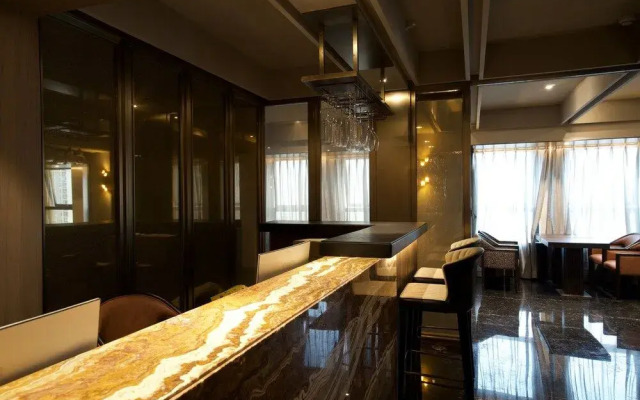 chongqing kuanrong luxry suit hotel