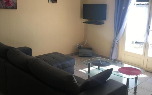 Gîte Saint-Aubin-la-Plaine, 3 pièces, 4 personnes - FR-1-426-247