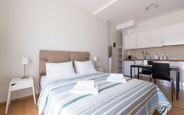 Anivia Apartment Airport by Airstay