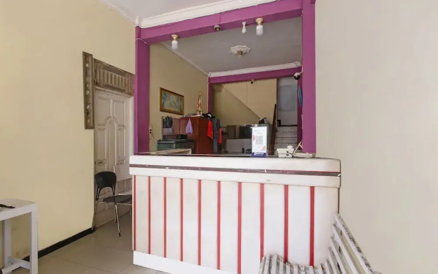 OYO Life 91957 Hotel Roda Mas 2