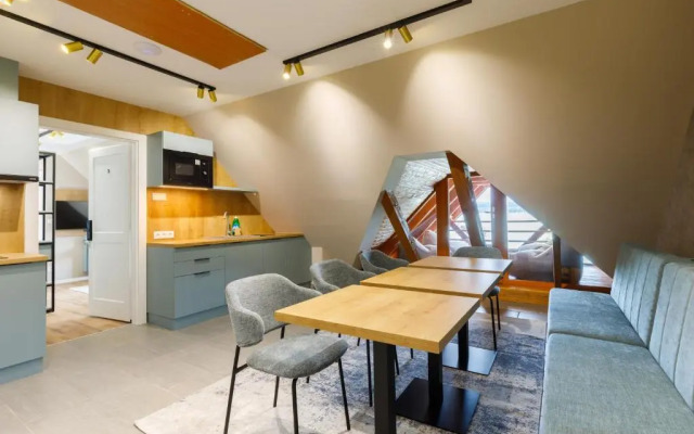 Lepke Apartmanház és Étterem