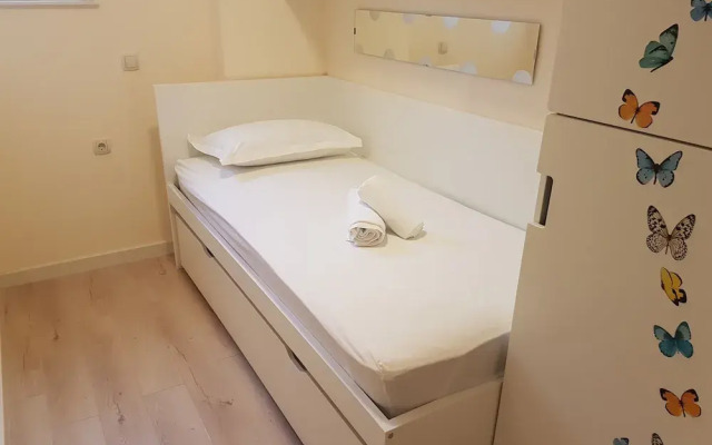 Apartments Leone