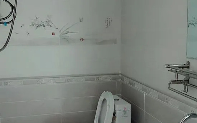 Mohe Hour Light Family Hotel