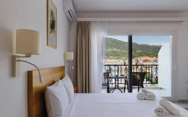 Blue Bay Hotel