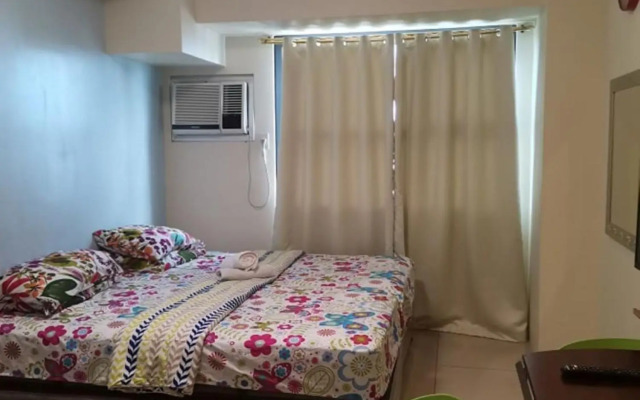 ECJ Cozy Studio Units at Horizons 101