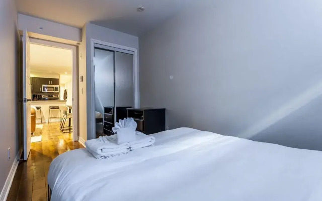 Modern 4BR in Milton Park
