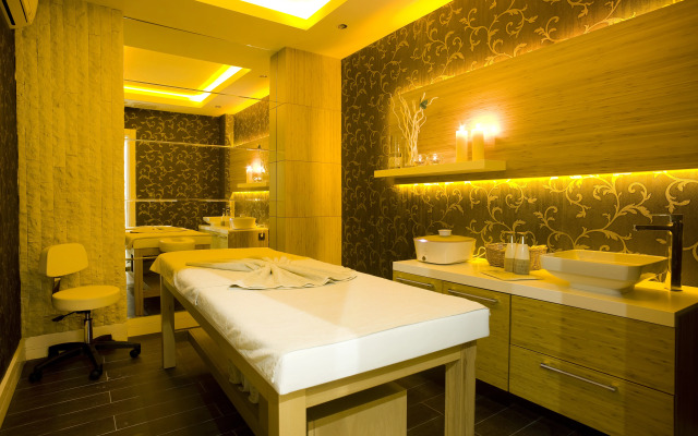 Presa Di Finica Hotel & Suites