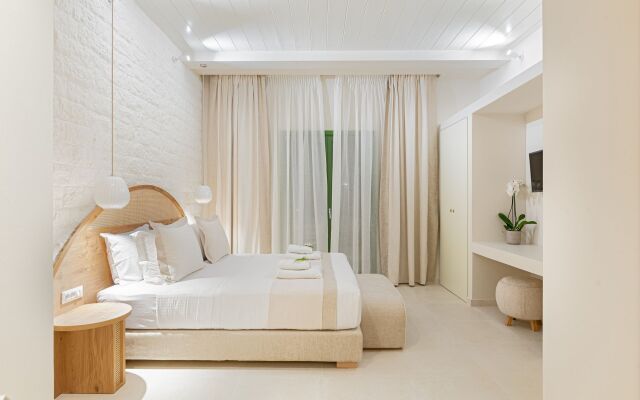 Casa Di Fiori Andros Suites