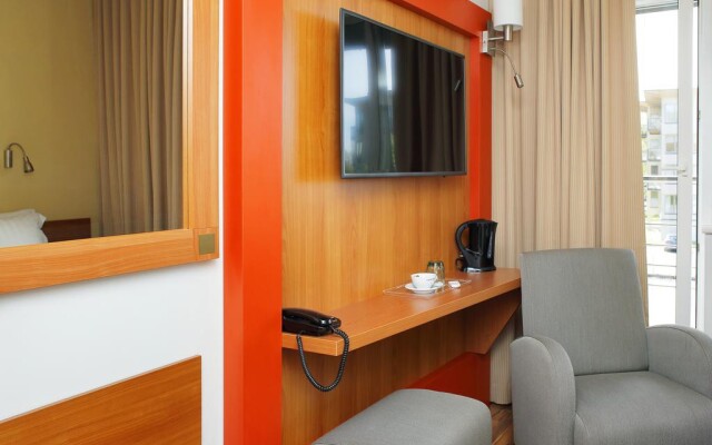 Oru Hub Hotel Tallinn - Handwritten Collection