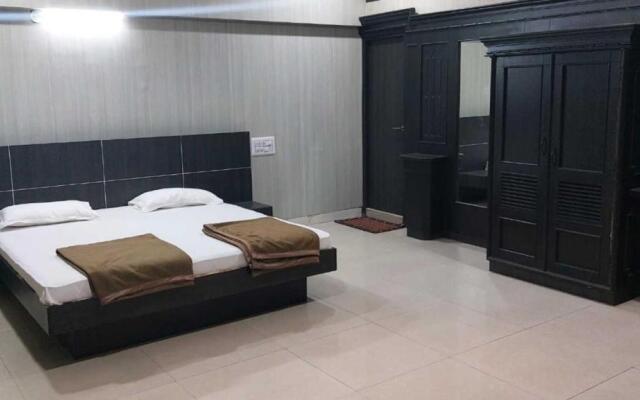 Staymaker Siddeshwara Comforts