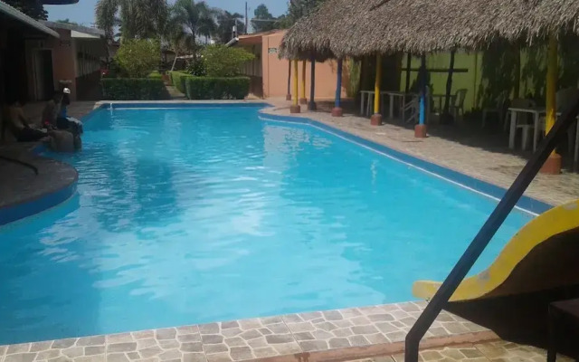 Hotel y Restaurante Charlie's