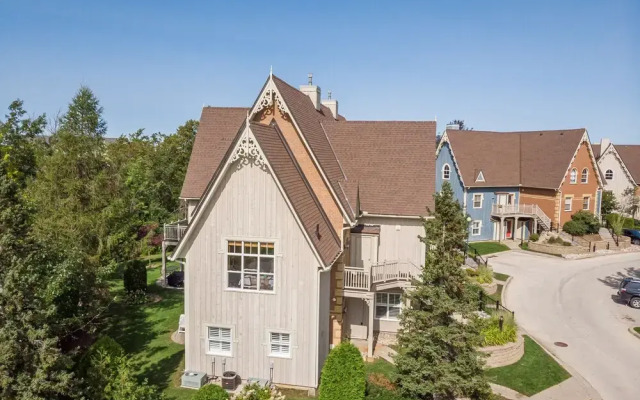 Historic Snowbridge Townhomes