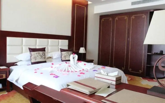 Dunhuang Hua Xia International Hotel