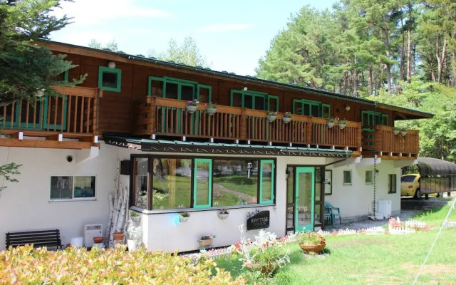 Hirotani Pension & Lodge