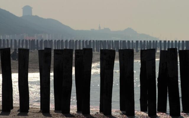 Holiday Home in Oostkapelle Near the Beach