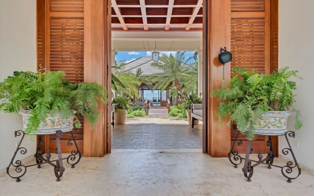 Magnificent Eight Bedroom Holiday Home