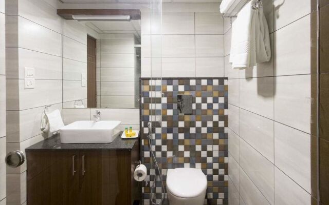 FabHotel Oakwoods Serai